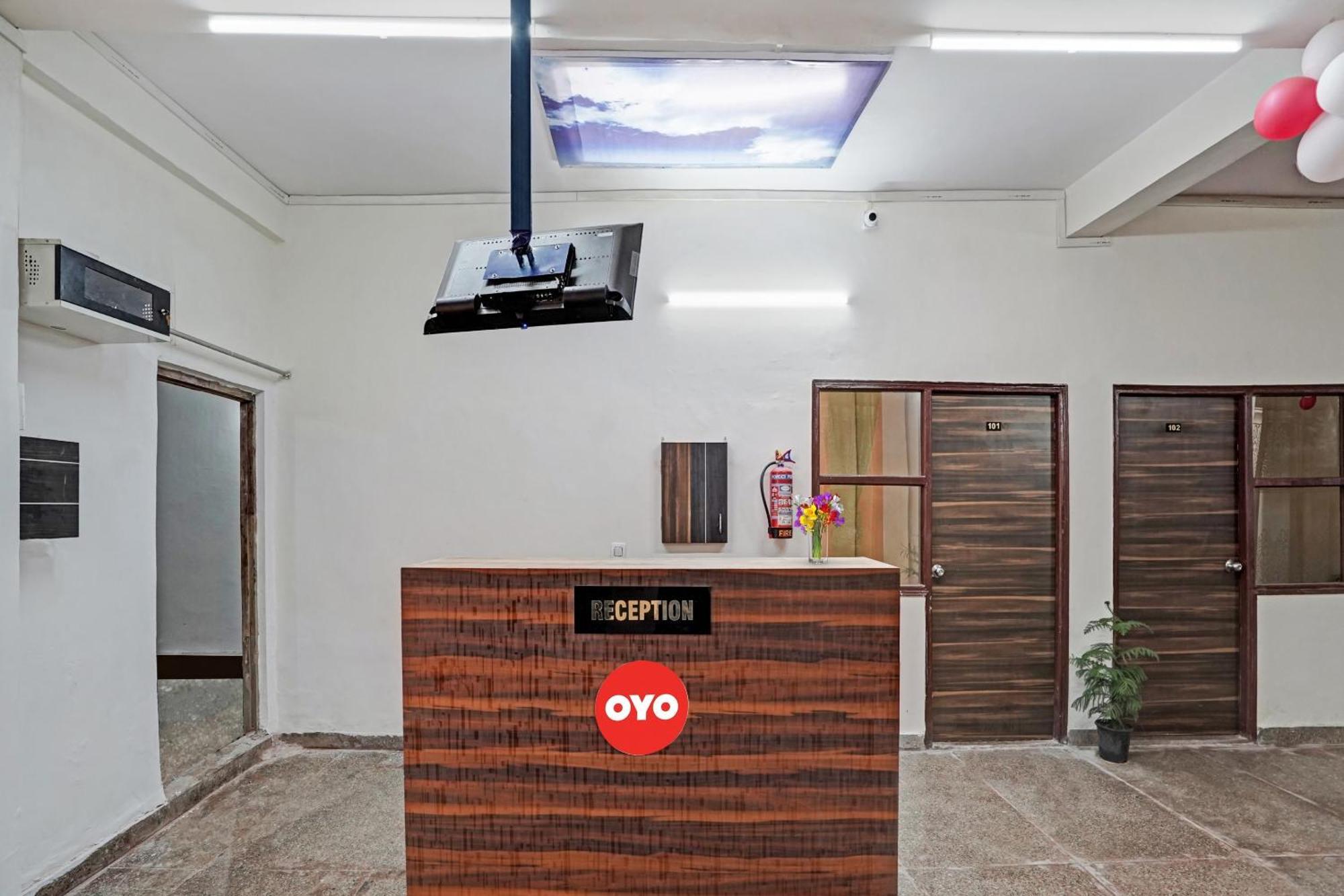 Hotel O Avs Hotel & Restaurant ノイダ エクステリア 写真